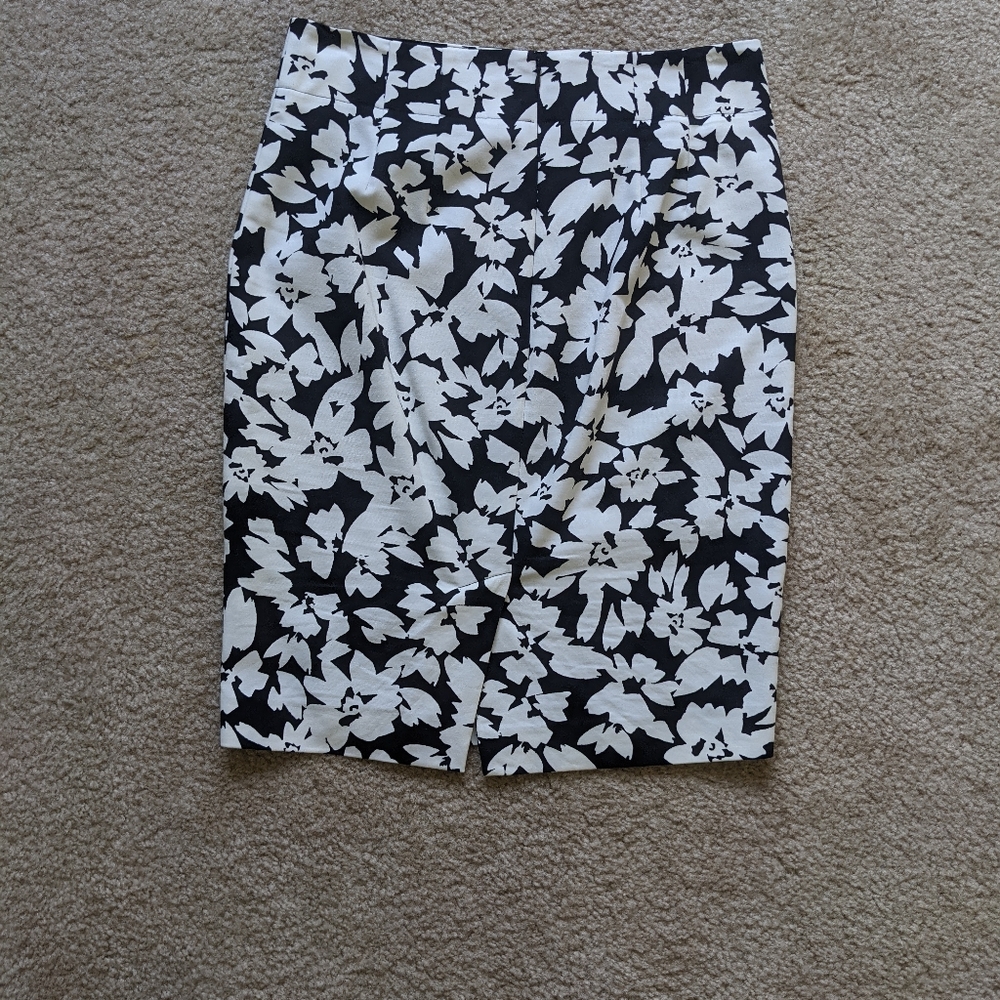 Black & White Pencil Skirt